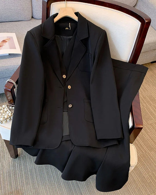 Conjunto Plus Size Executiva – Terno 3 Peças com Casaco, Colete e Saia Midi