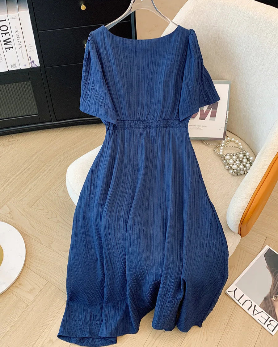Vestido Azul Plus Size com Fenda – Decote Quadrado e Cintura Marcada, Verão Leve