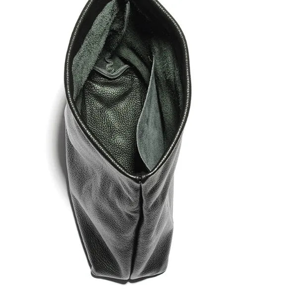 Clutch Feminina em Couro Legítimo – Design Elegante