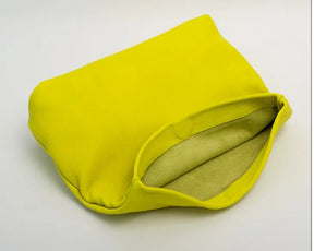 Clutch Feminina em Couro Legítimo – Design Elegante