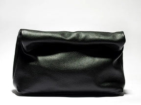 Clutch Feminina em Couro Legítimo – Design Elegante