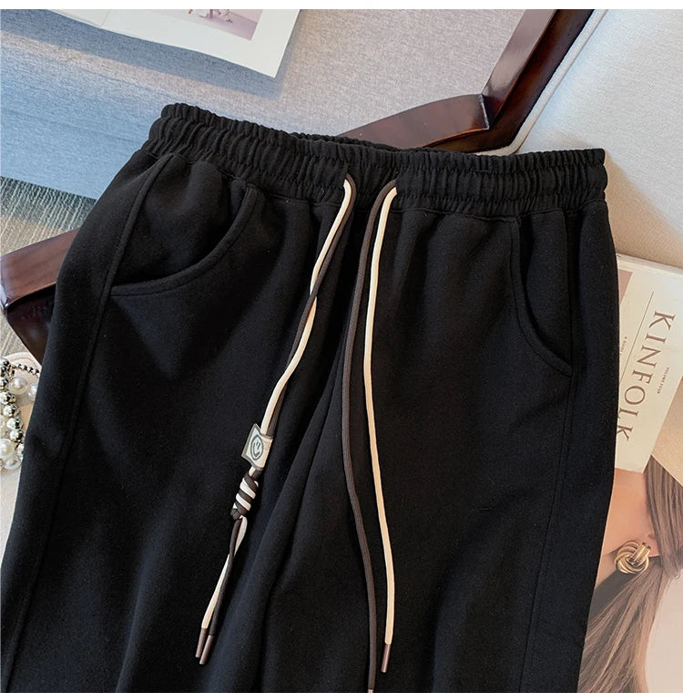 Calça Plus Size em Algodão– Conforto e Versatilidade para Todas as Estações