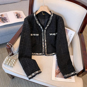 Conjunto Plus Size Noir Chic – Vestido de Alça com Casaco para o Outono