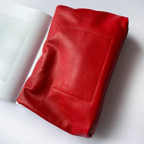 Clutch Feminina em Couro Legítimo – Design Elegante