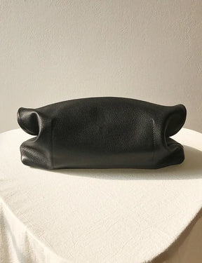 Clutch Feminina em Couro Legítimo – Design Elegante