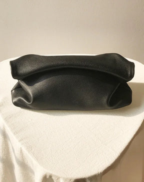 Clutch Feminina em Couro Legítimo – Design Elegante