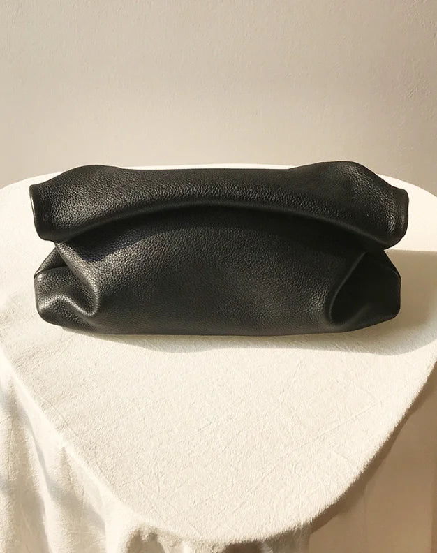 Clutch Feminina em Couro Legítimo – Design Elegante