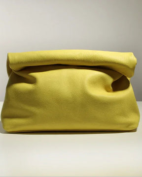 Clutch Feminina em Couro Legítimo – Design Elegante