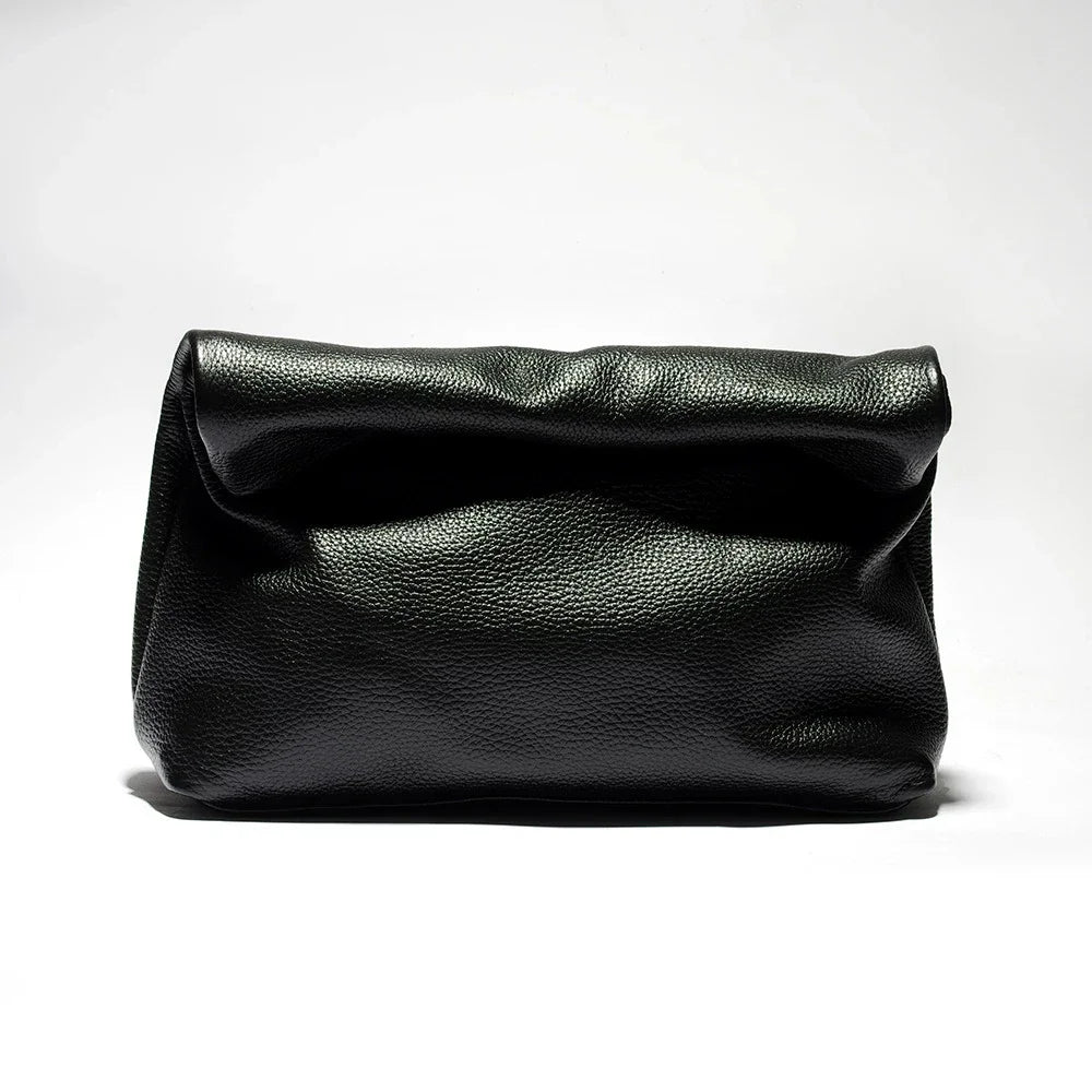 Clutch Feminina em Couro Legítimo – Design Elegante