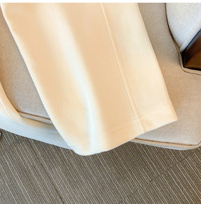 Calça Plus Size em Algodão– Conforto e Versatilidade para Todas as Estações