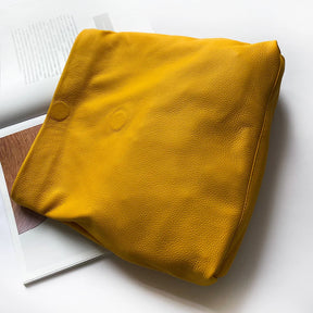 Clutch Feminina em Couro Legítimo – Design Elegante