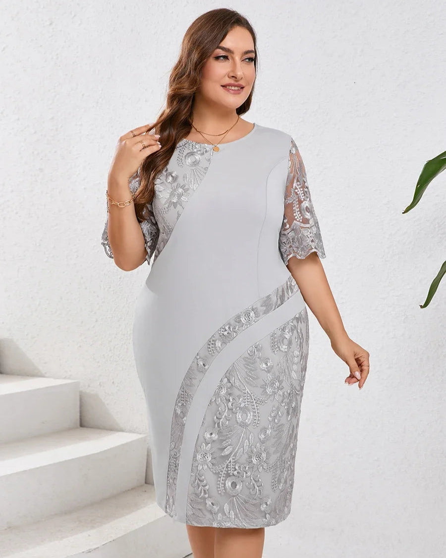 Vestido Plus Size Midi Encanto – Elegância Bordada  para Festas e Casamentos