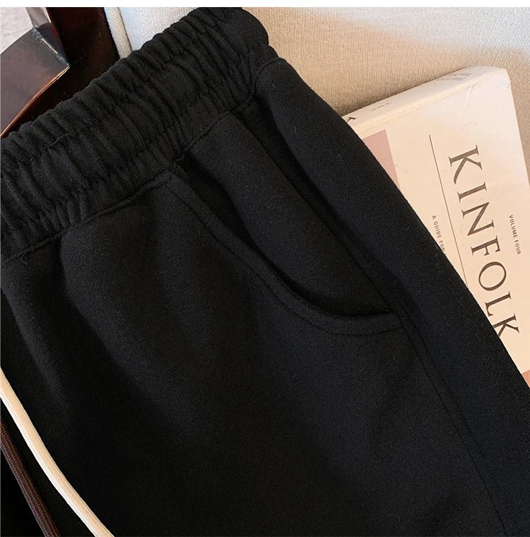 Calça Plus Size em Algodão– Conforto e Versatilidade para Todas as Estações