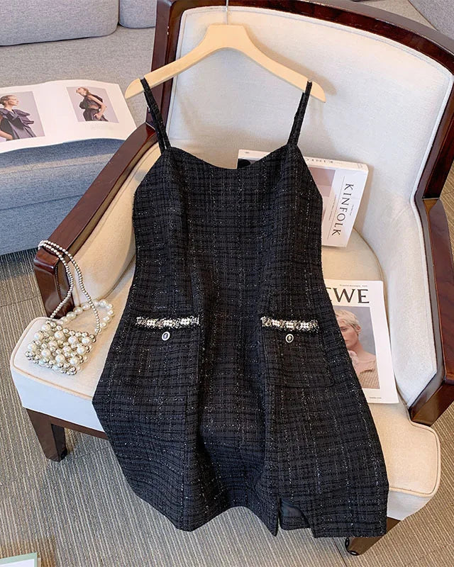 Conjunto Plus Size Noir Chic – Vestido de Alça com Casaco para o Outono